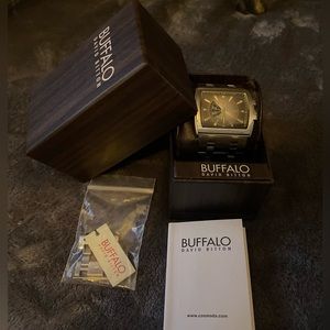 Buffalo Men’s Stainless Steel Watch Chainlink